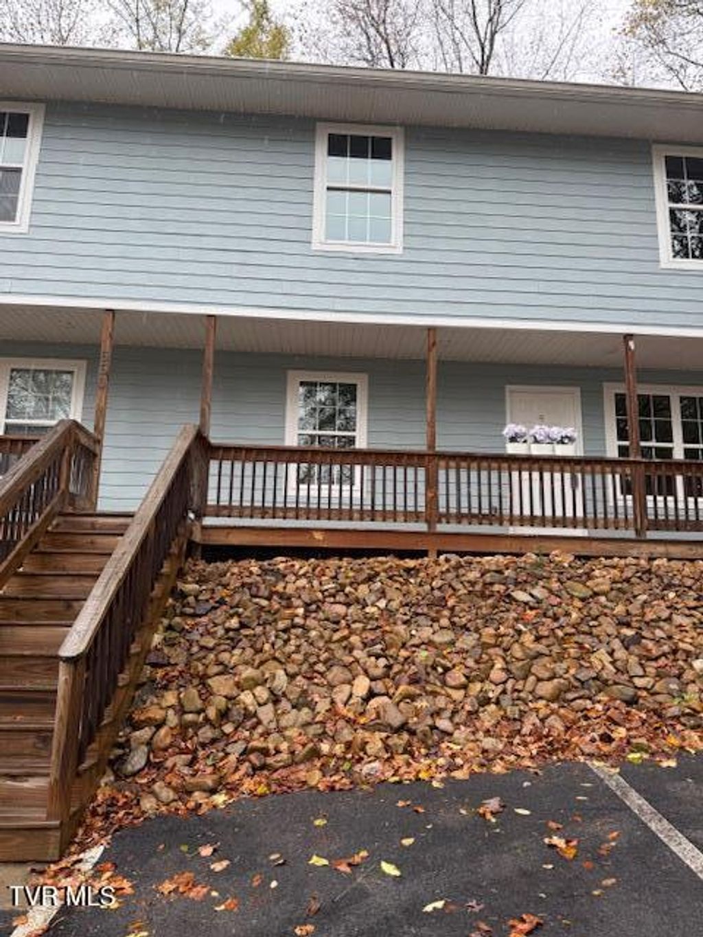 Photo of 660 Jena Beth Drive #4, Elizabethton, TN 37643 (MLS # 9987622)