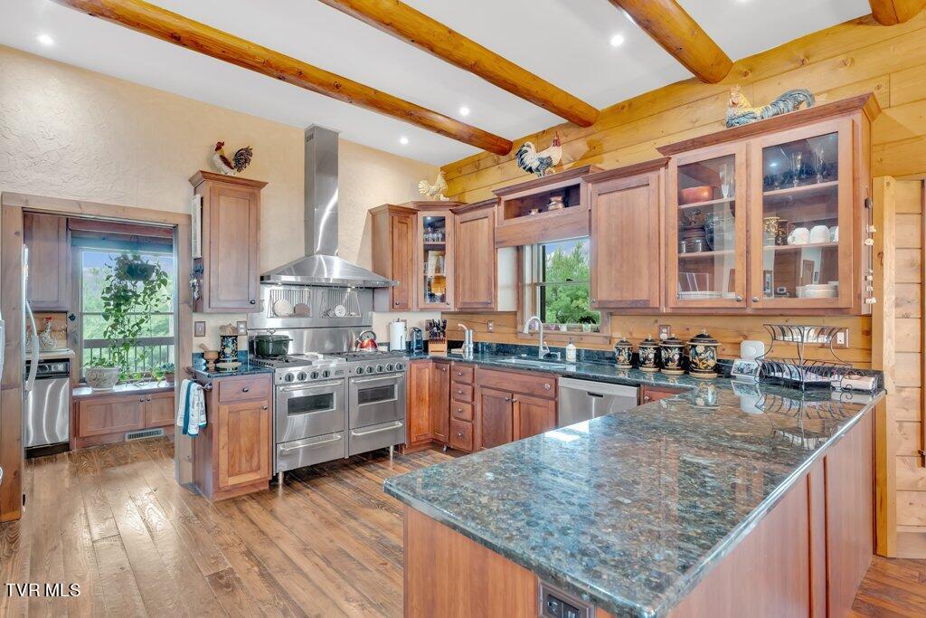 7464 Callalantee Drive, Mountain City, Tennessee image 12