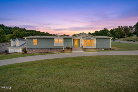Photo of 105 Dale View Drive, Blountville, TN 37617 (MLS # 10001408)