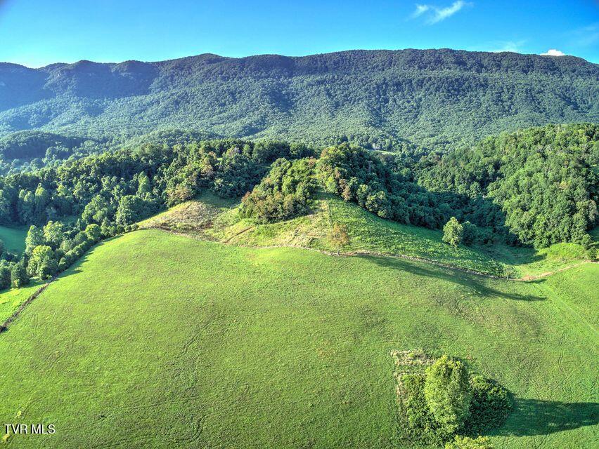 000 Dry Bridge Road, Ewing, Virginia image 2