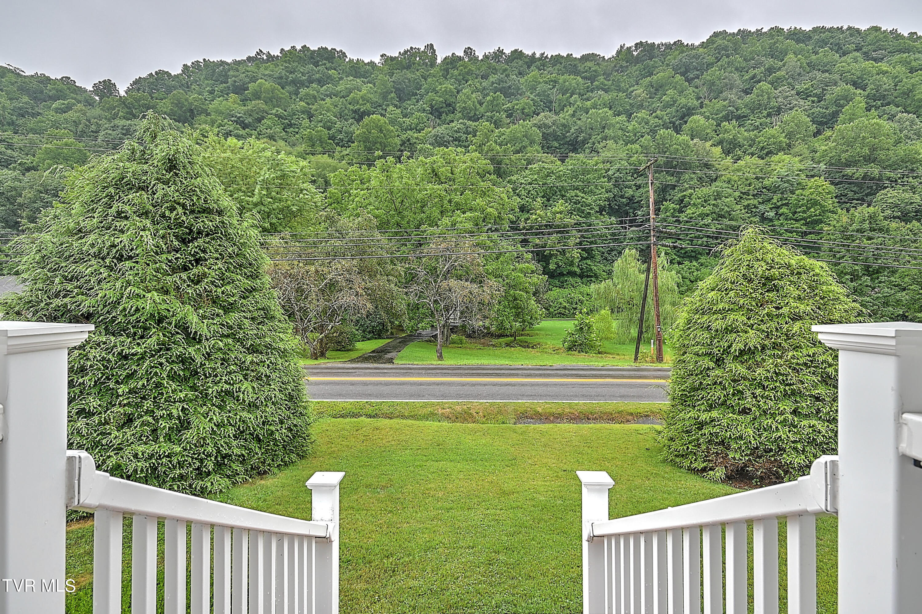 433 Indian Creek Road, Cedar Bluff, Virginia image 6
