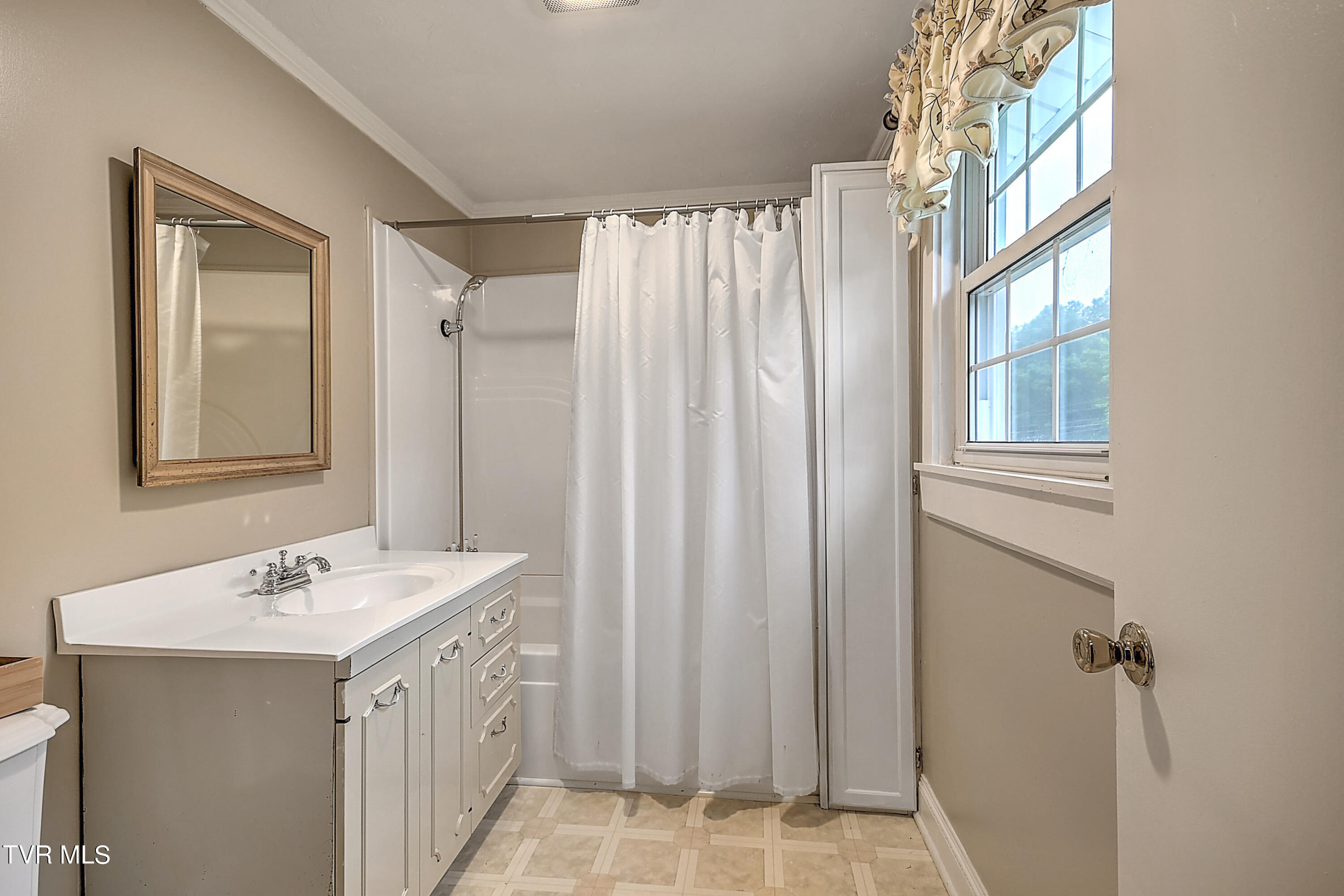 433 Indian Creek Road, Cedar Bluff, Virginia image 36