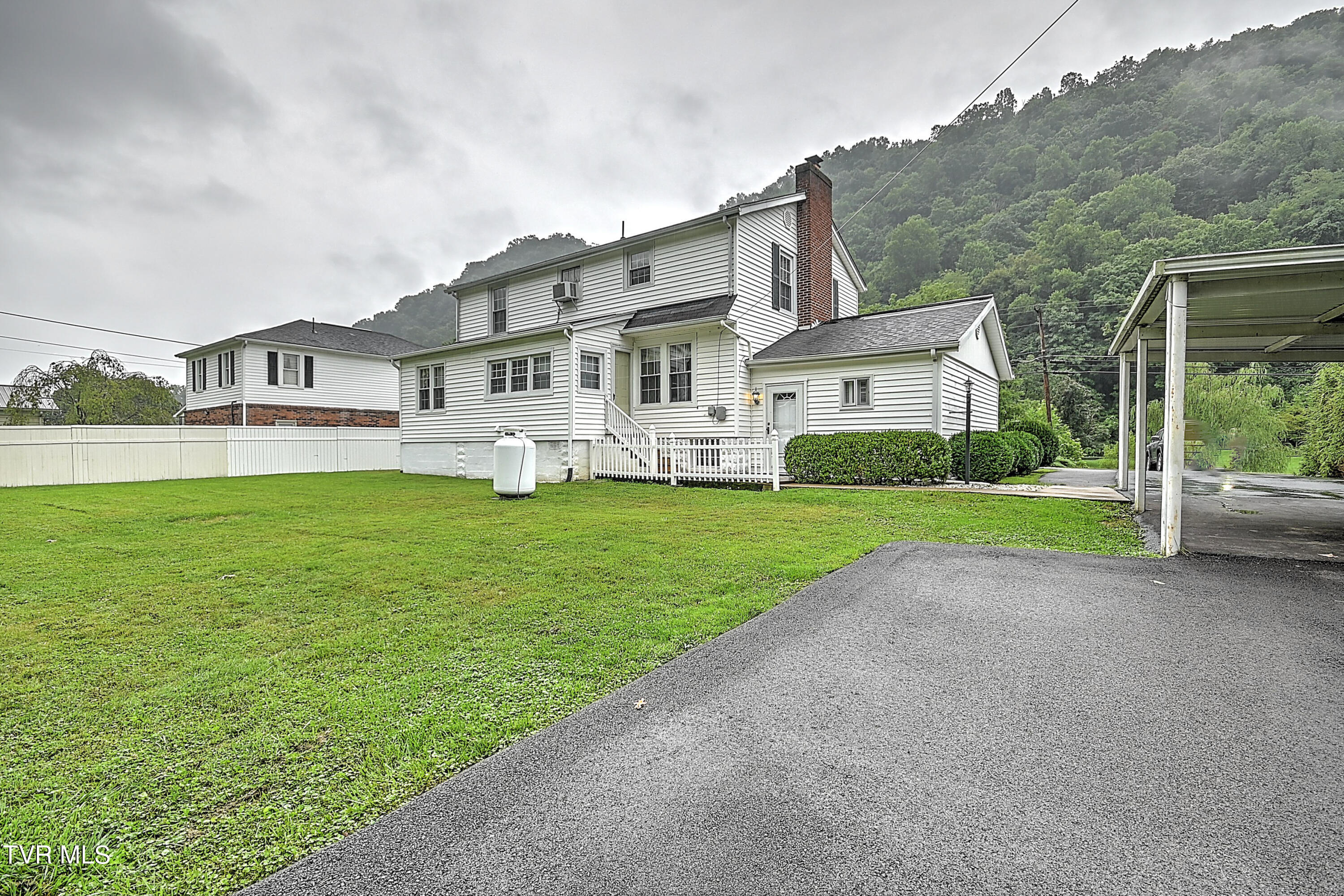 433 Indian Creek Road, Cedar Bluff, Virginia image 8
