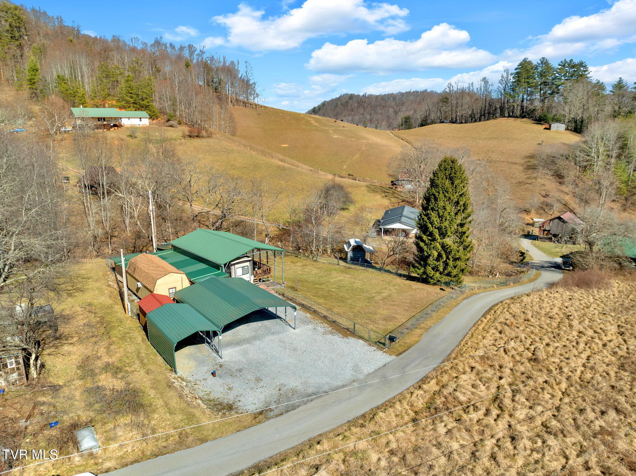 662 Tipton Branch Road, Flag Pond, Tennessee image 9