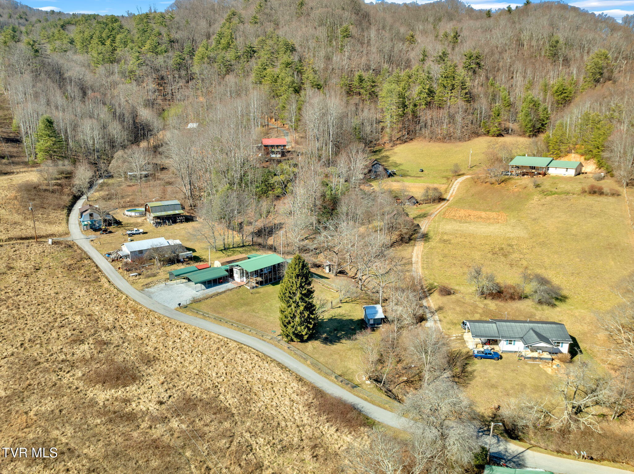 662 Tipton Branch Road, Flag Pond, Tennessee image 8