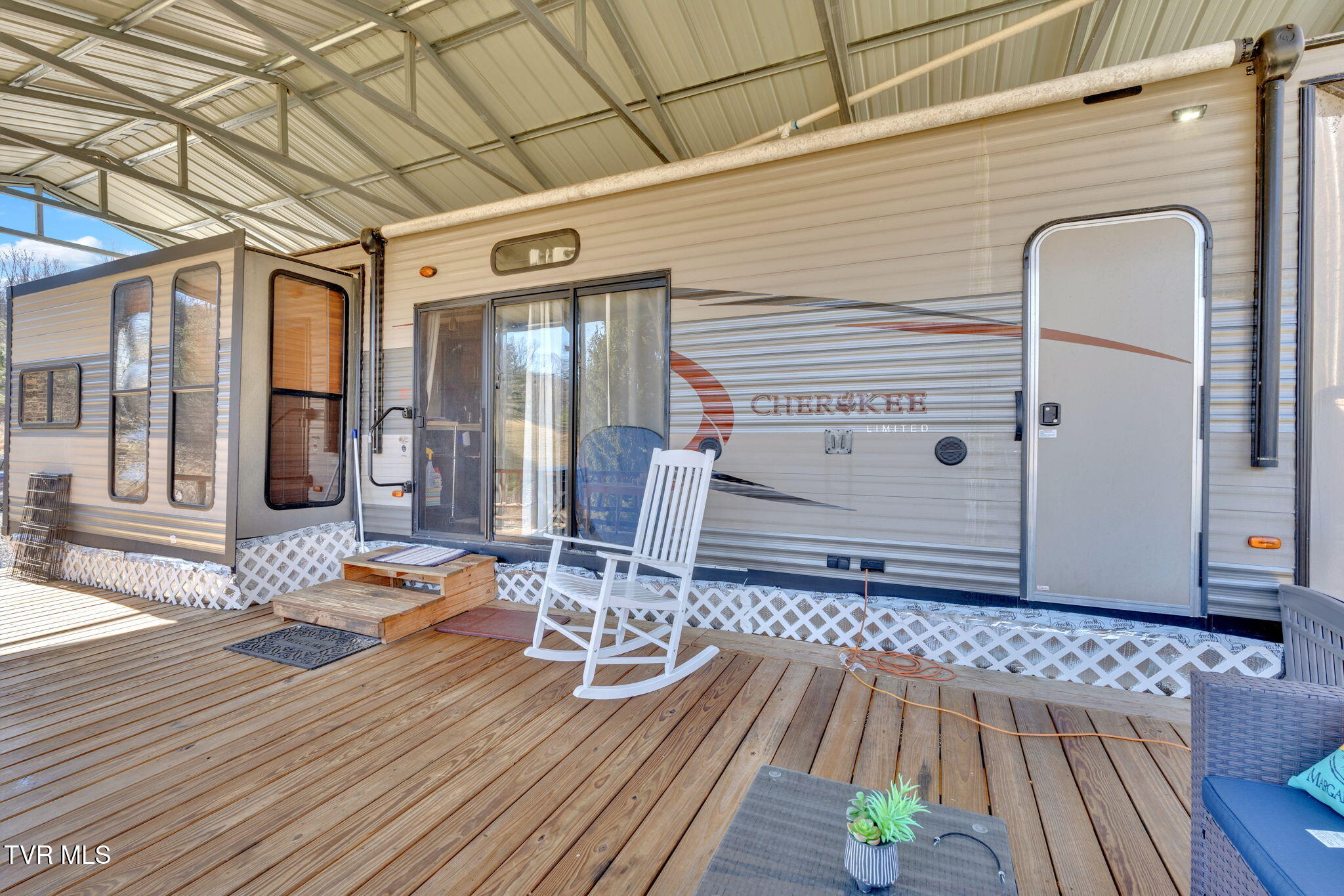 662 Tipton Branch Road, Flag Pond, Tennessee image 20