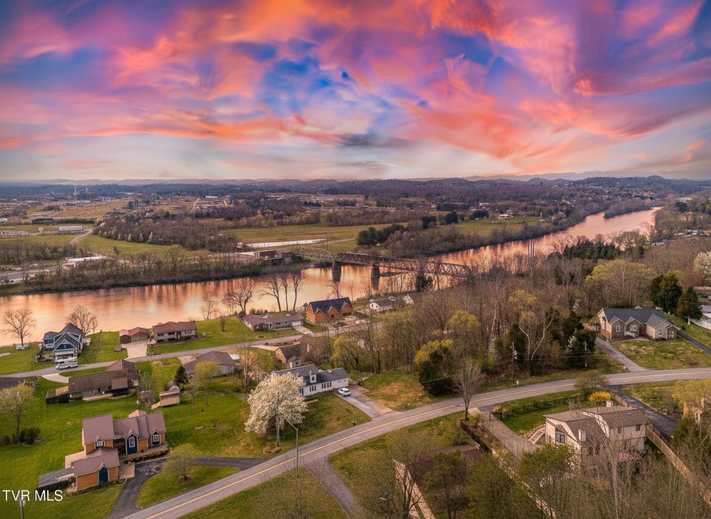 Photo of 2044 Malvern Road, Kingsport, TN 37660 (MLS # 9992425)