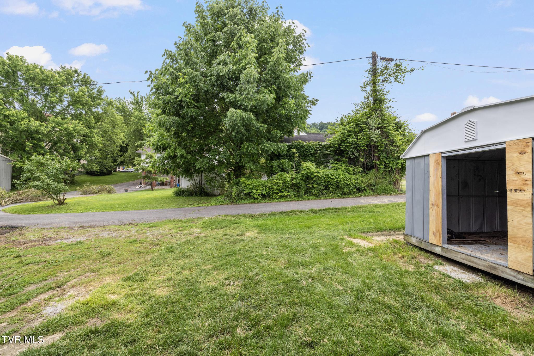 1410 Anderson St Street, Bristol, Tennessee image 31