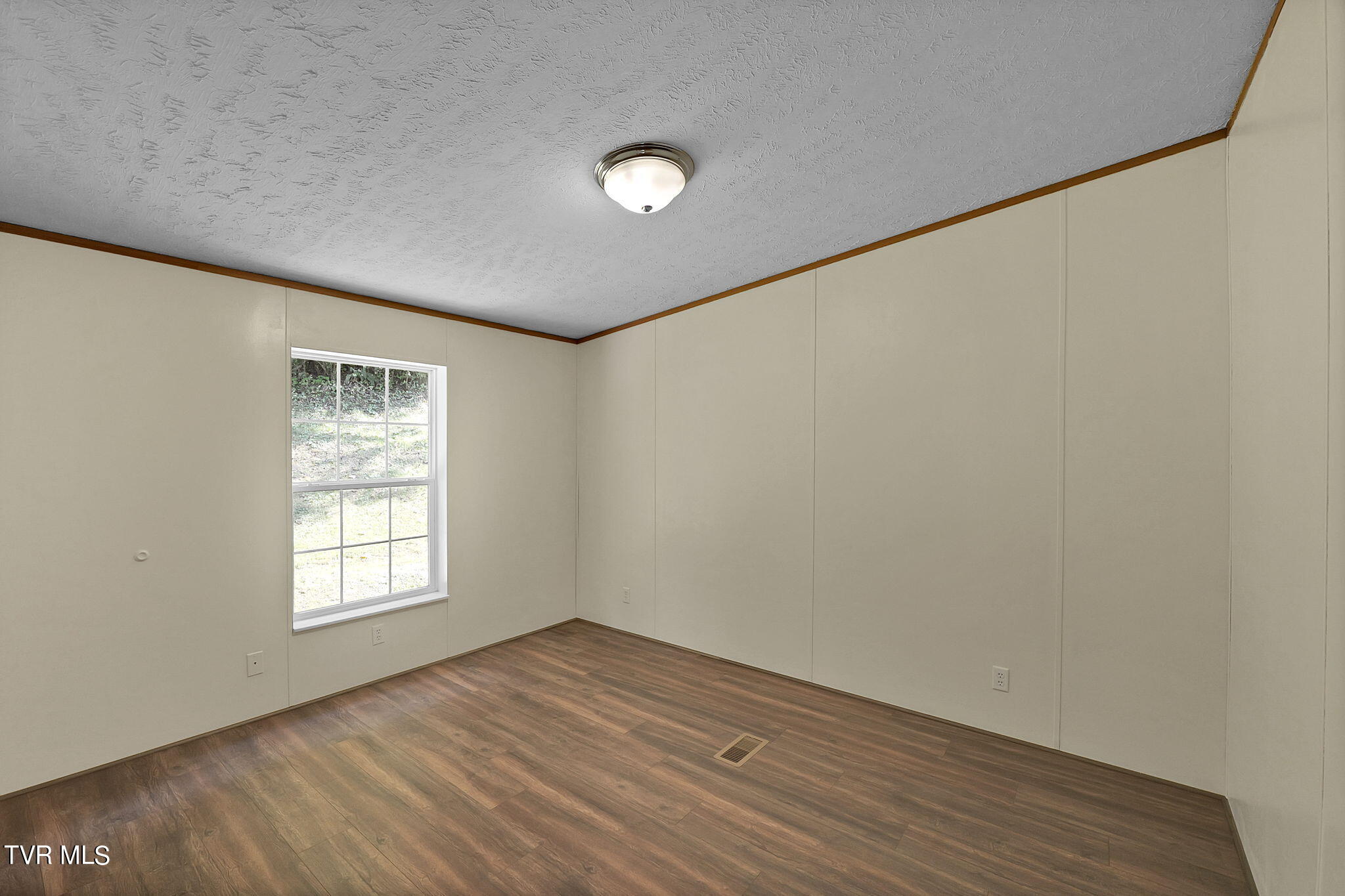 422 Old Tram Road Road, Saltville, Virginia image 16
