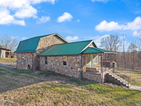 Homes For Sale - 249 Childs Lane<br/> Campbell County, LaFollette, TN 37766