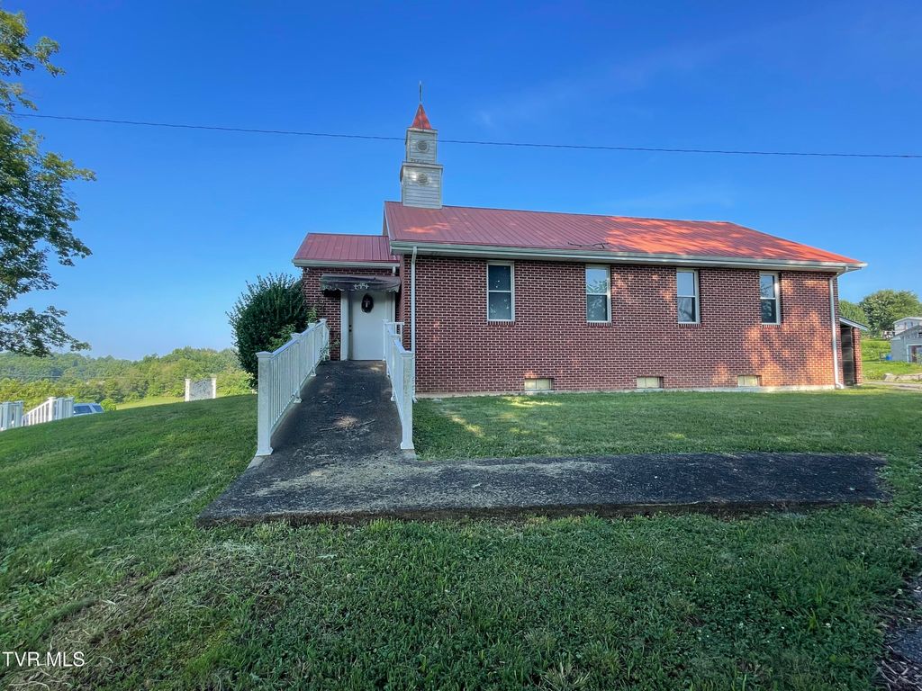 Photo of 162 York Drive, Jonesville, VA 24263 (MLS # 9989191)