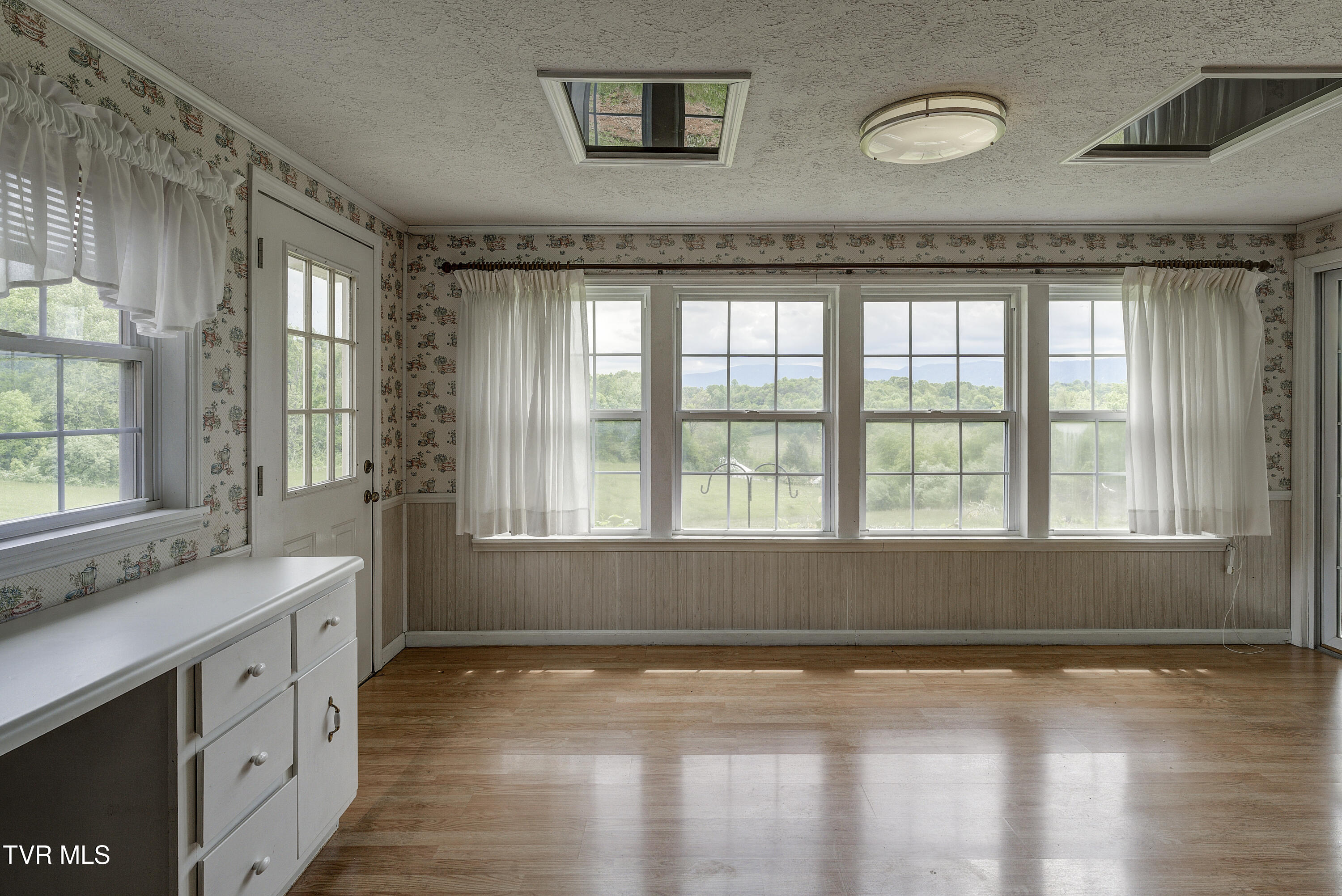 319 Hickory Tree Road, Bristol, Tennessee image 46