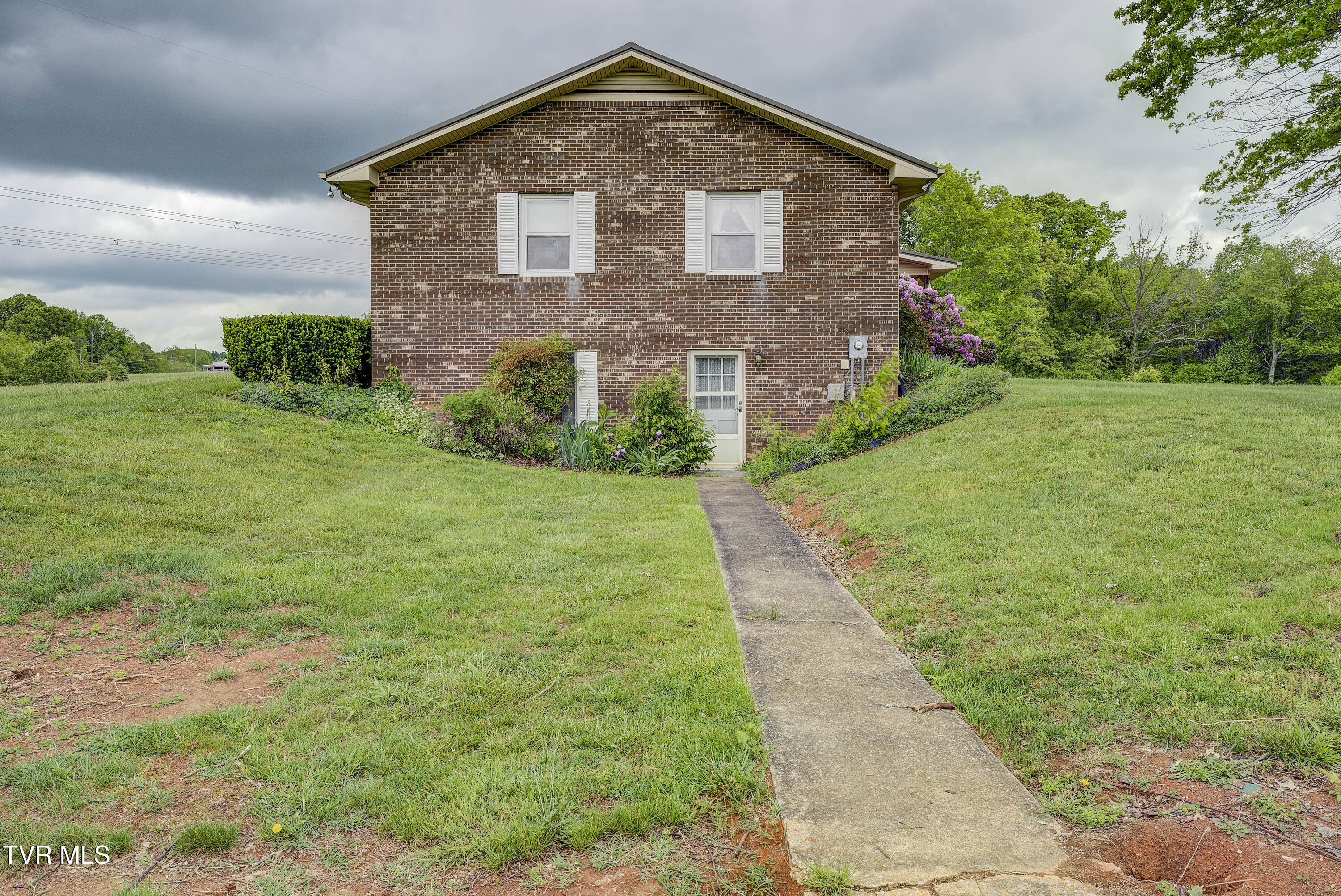 319 Hickory Tree Road, Bristol, Tennessee image 6