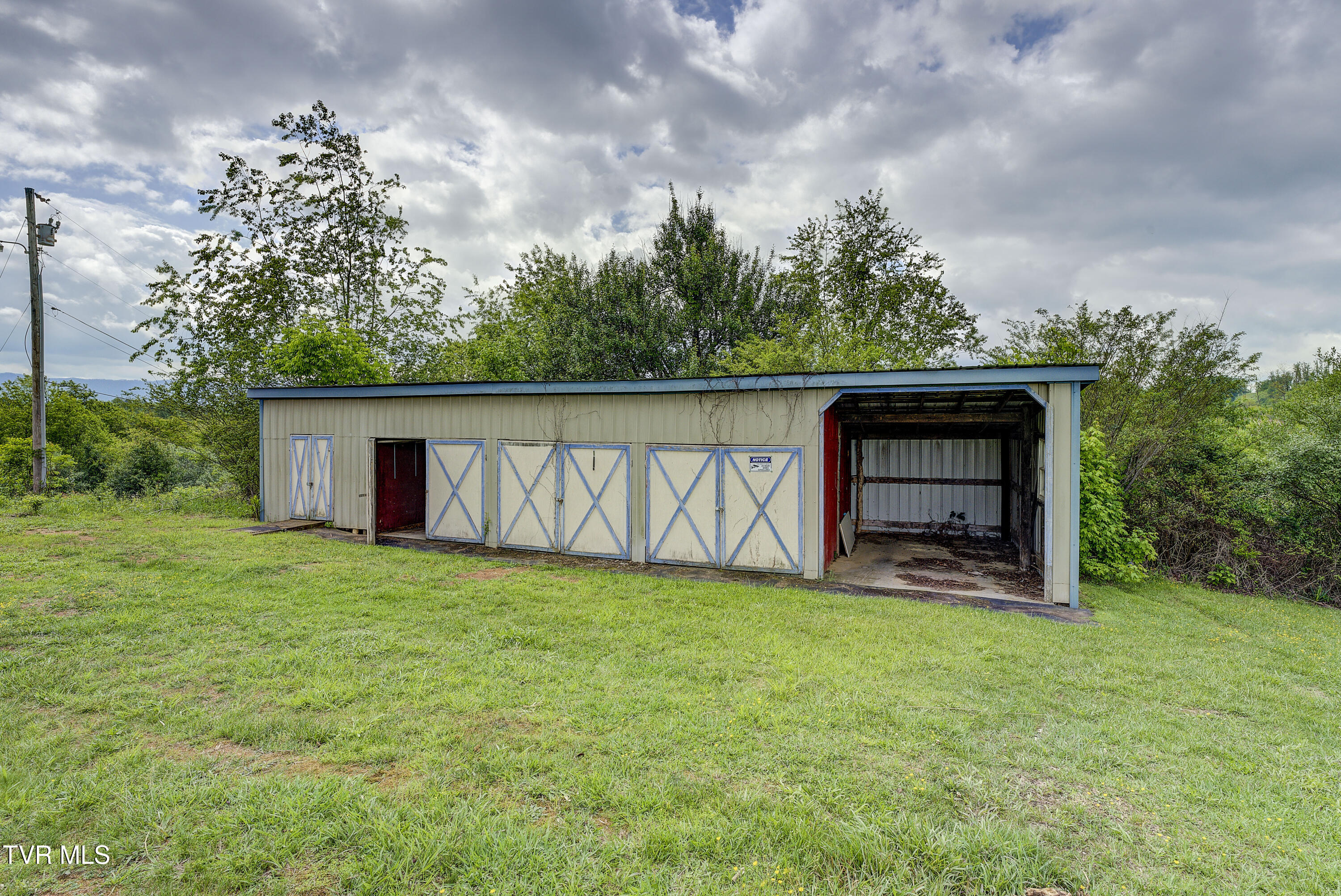 319 Hickory Tree Road, Bristol, Tennessee image 13