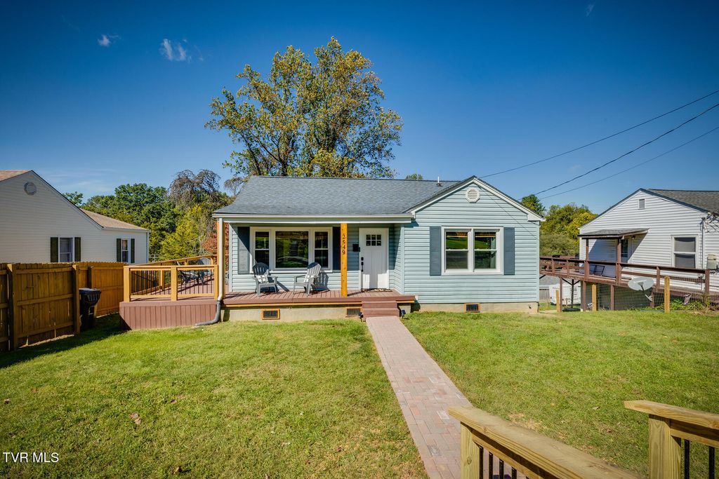 Photo of 2549 Bay Street, Bristol, TN 37620 (MLS # 9990174)