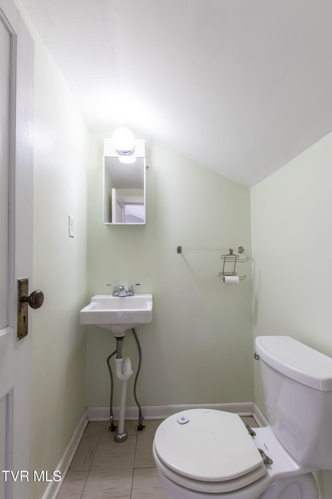 915 Lawrence Avenue, Bristol, Virginia image 23