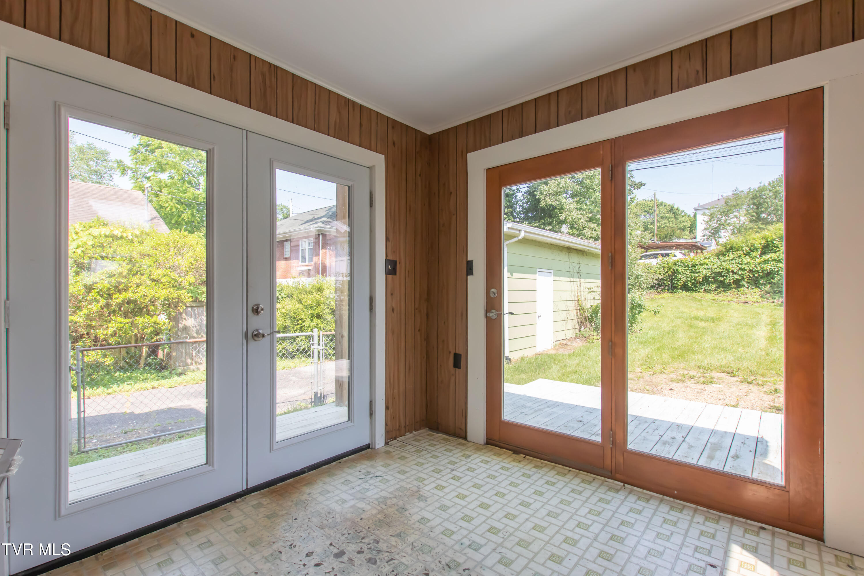 915 Lawrence Avenue, Bristol, Virginia image 30