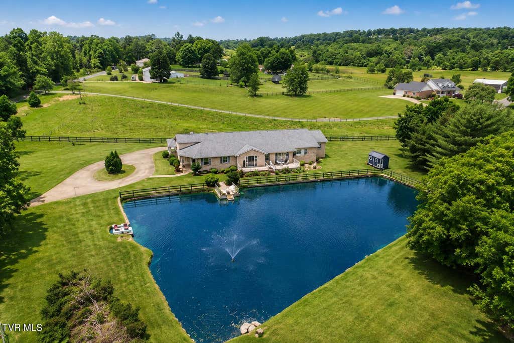 Photo of 1435 Holly Creek Road, Greeneville, TN 37745 (MLS # 9997176)