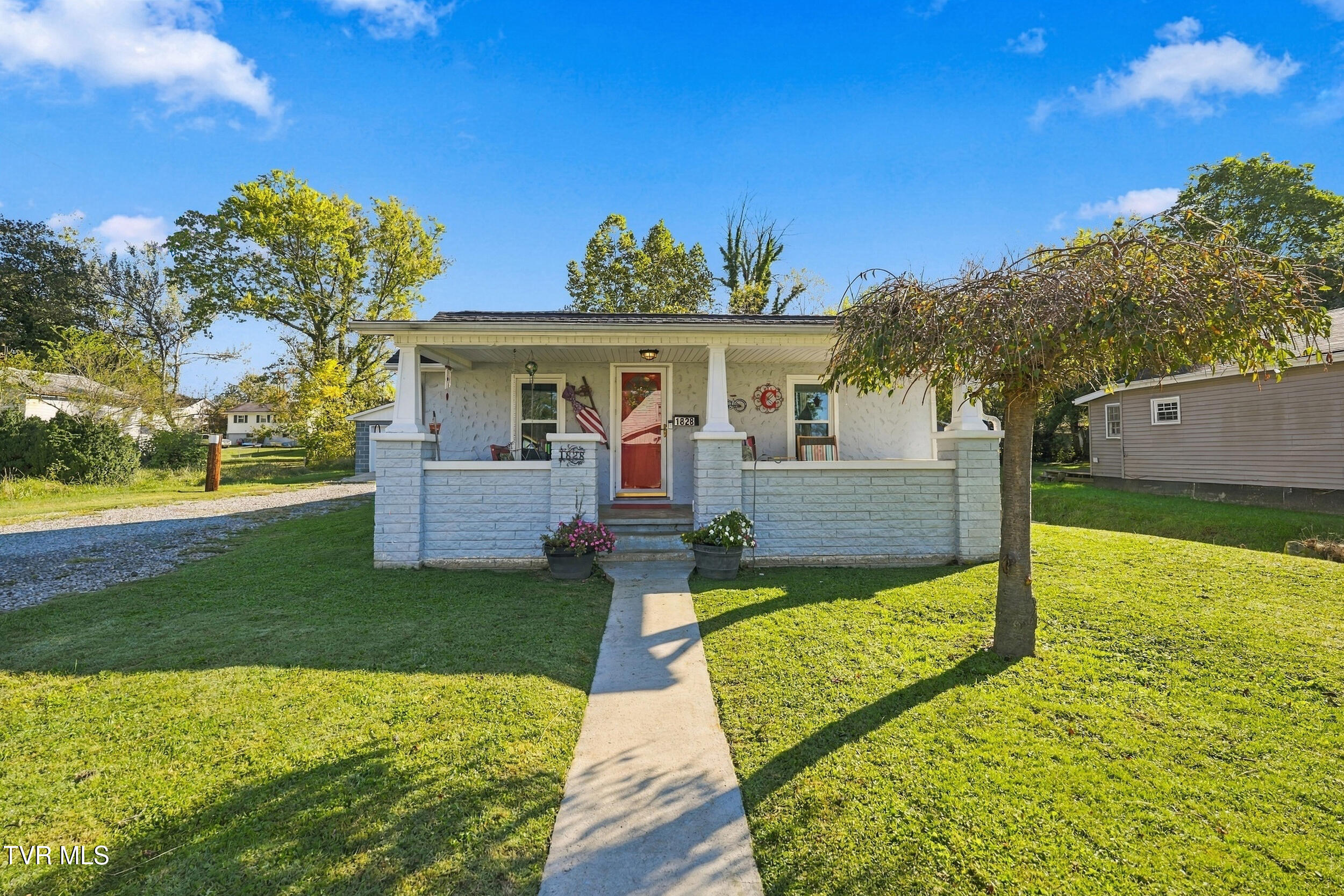 1828 Dunlap Street