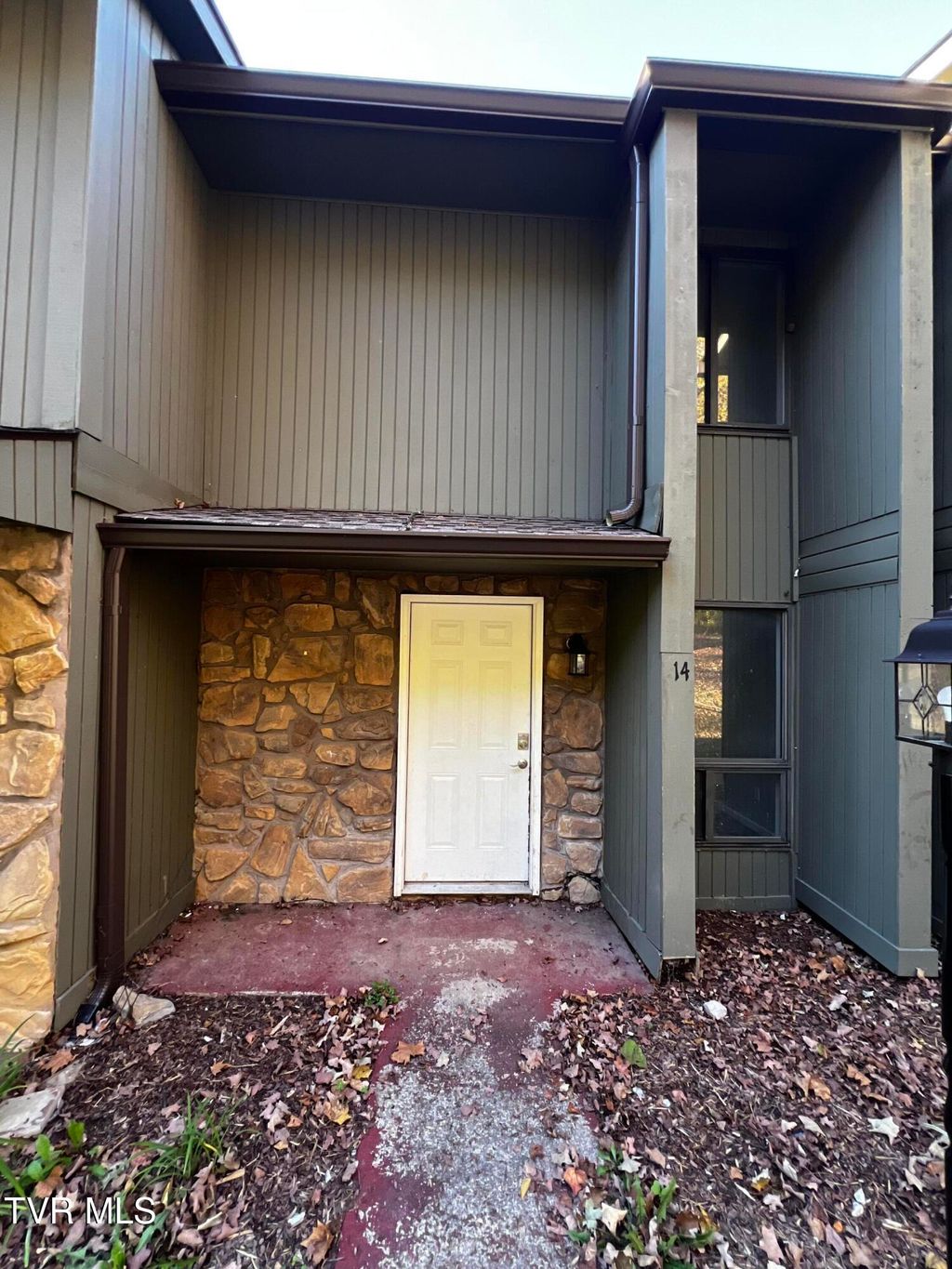 Photo of 1419 Colony Park Drive #14, Johnson City, TN 37604 (MLS # 9990878)