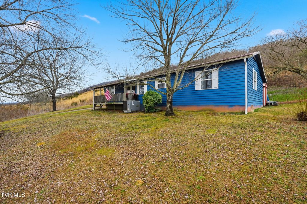 Photo of 10955 Middle Wallens Creek Road, Jonesville, VA 24263 (MLS # 9991680)