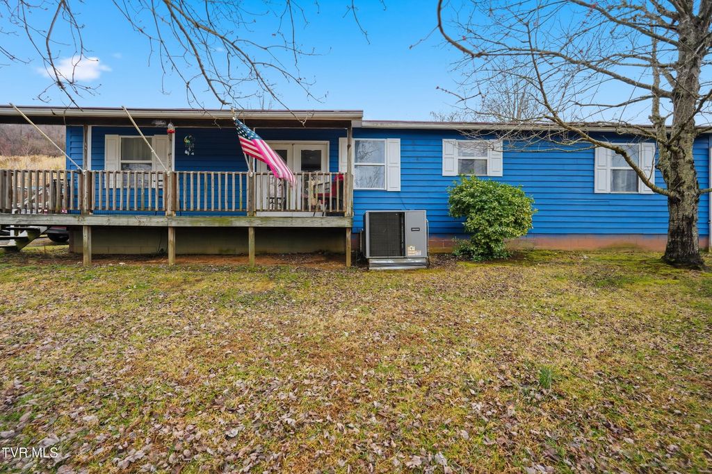 Photo of 10955 Middle Wallens Creek Road, Jonesville, VA 24263 (MLS # 9991680)