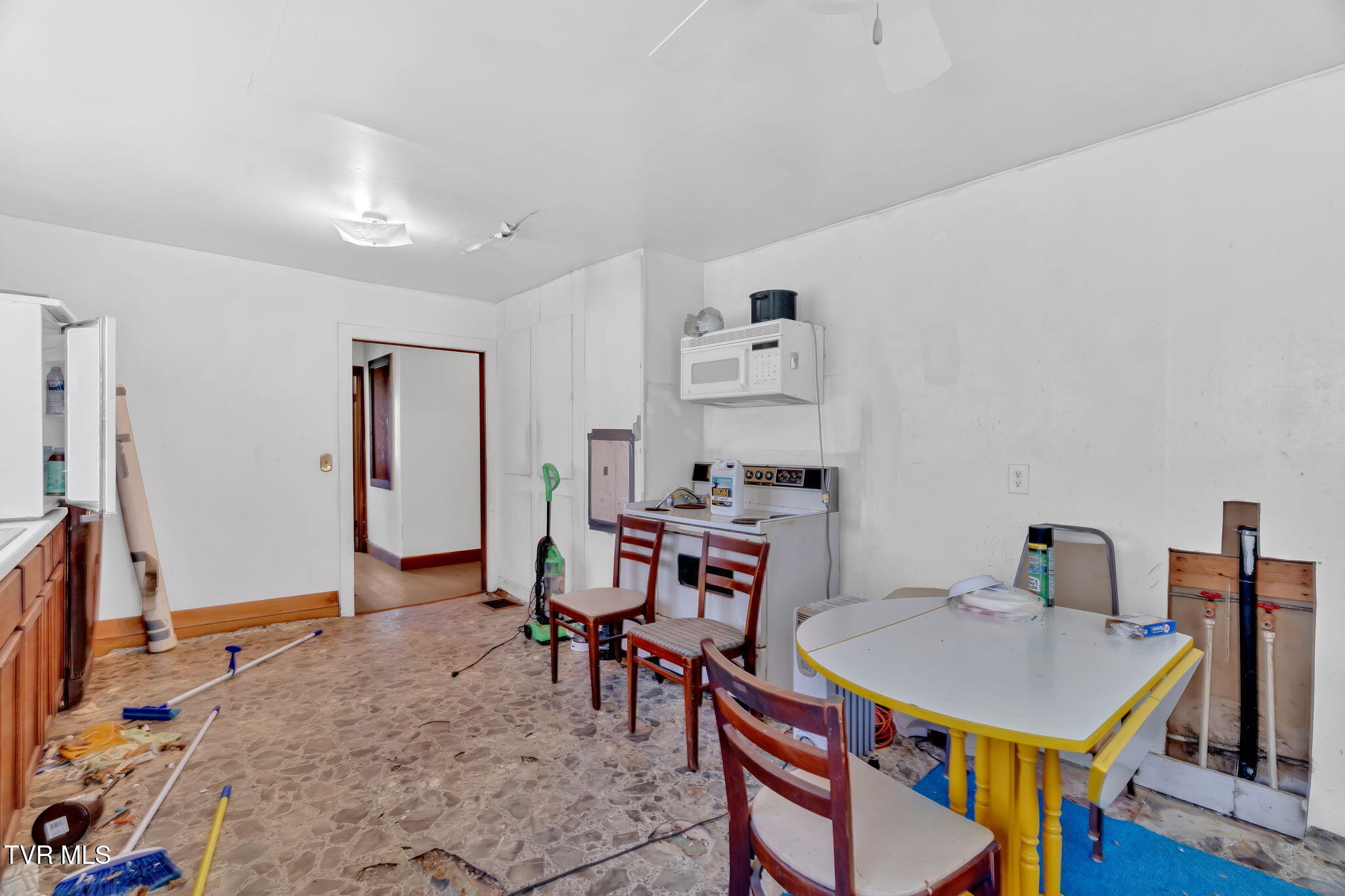 2740 Dry Creek Road, Blackwater, Virginia image 27