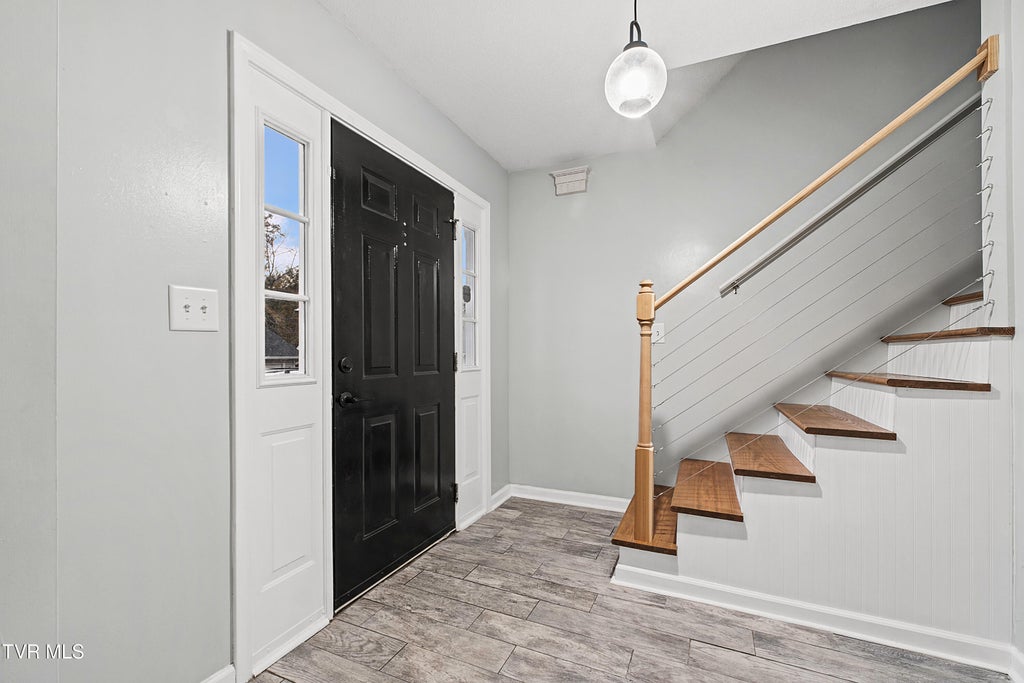 Photo of 108 Copper Court, Johnson City, TN 37601 (MLS # 10002219)