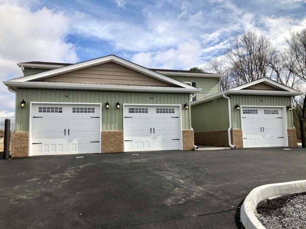 Photo of 95 Chucks Alley, Jonesborough, TN 37659 (MLS # 9987976)