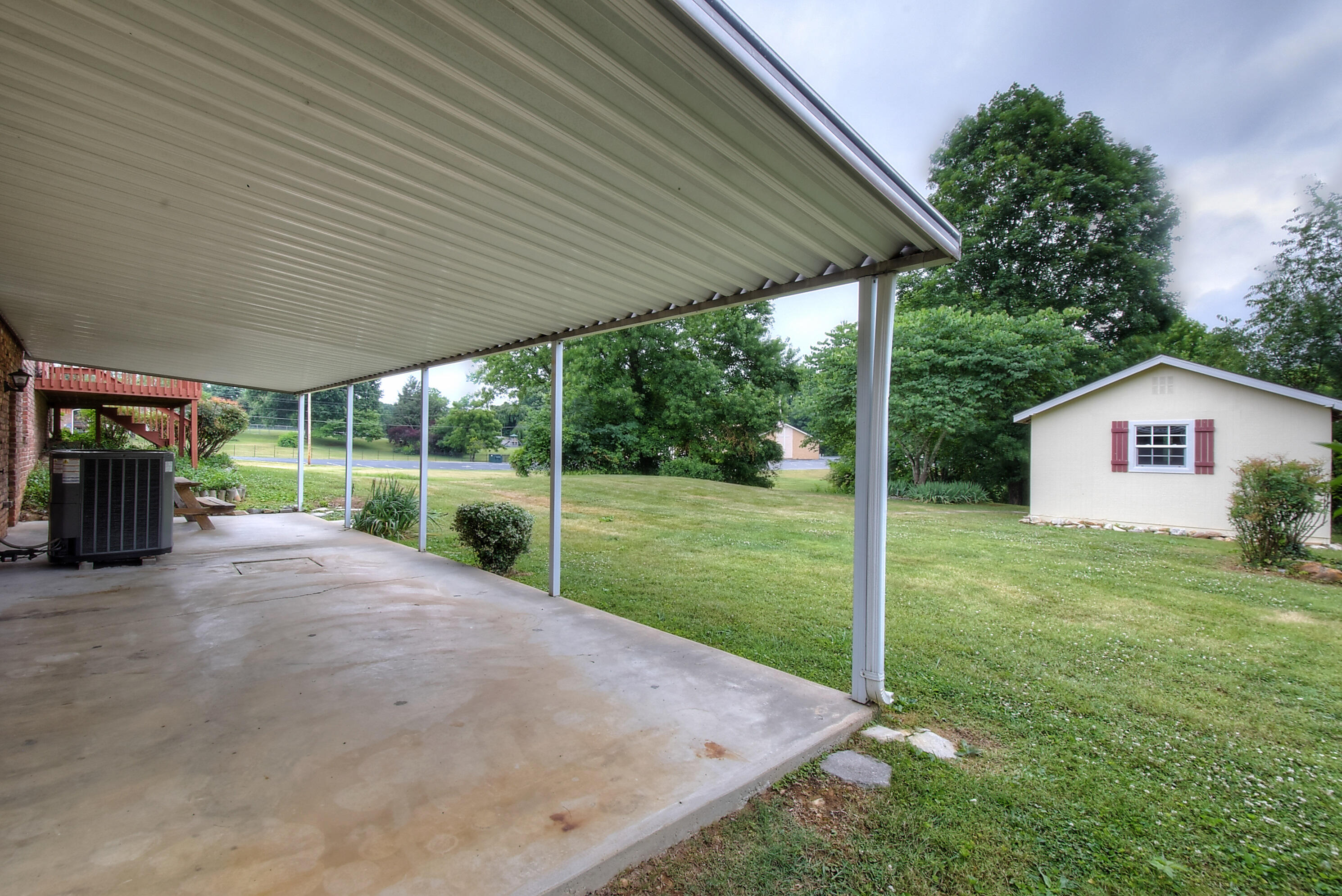 2106 Knob Creek Road, Johnson City, Tennessee image 33