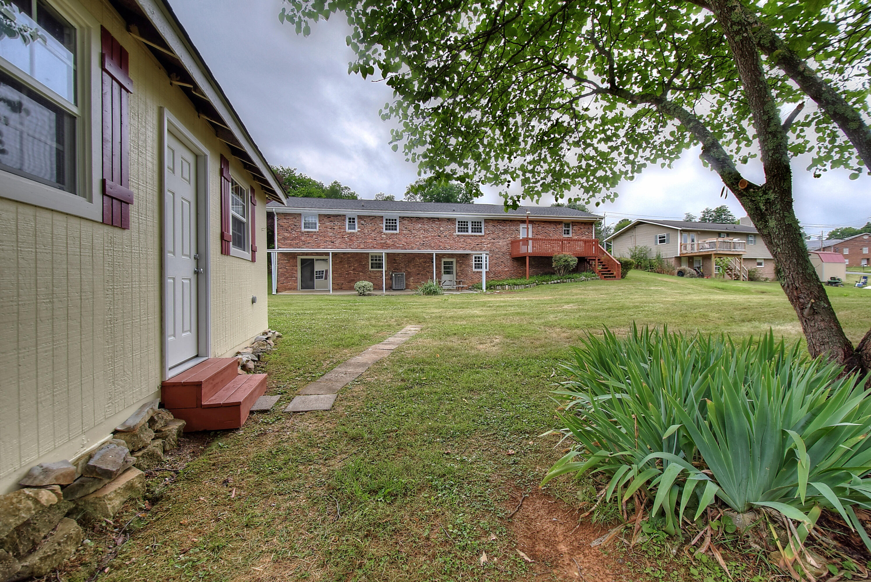 2106 Knob Creek Road, Johnson City, Tennessee image 37