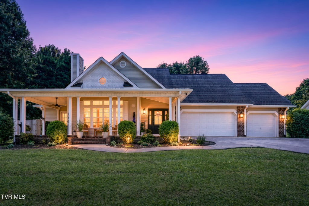Photo of 372 Parker Lane, Kingsport, TN 37660 (MLS # 10000395)