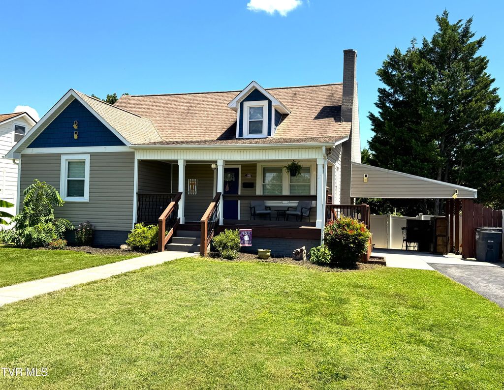 Photo of 146 Park Drive, Kingsport, TN 37660 (MLS # 9984229)