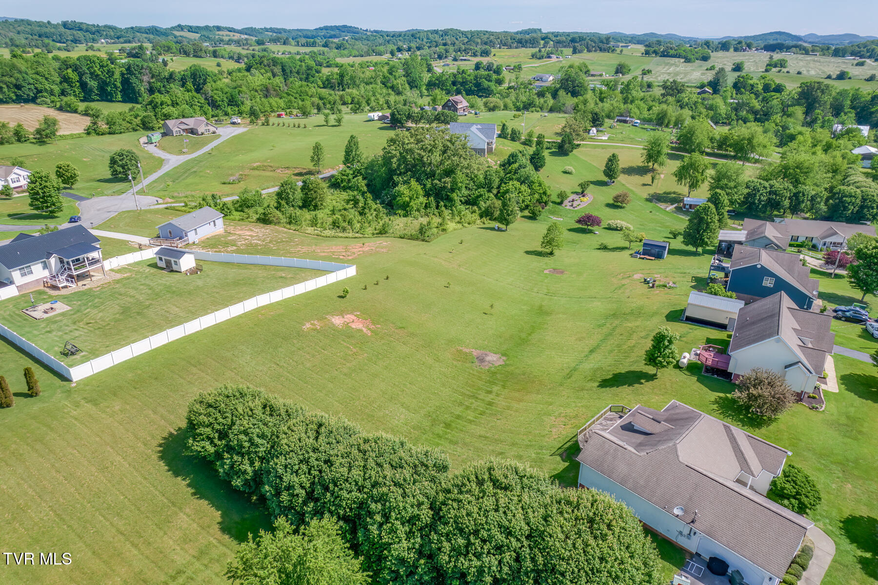 2063 Buttercup Lane, Limestone, Tennessee image 15
