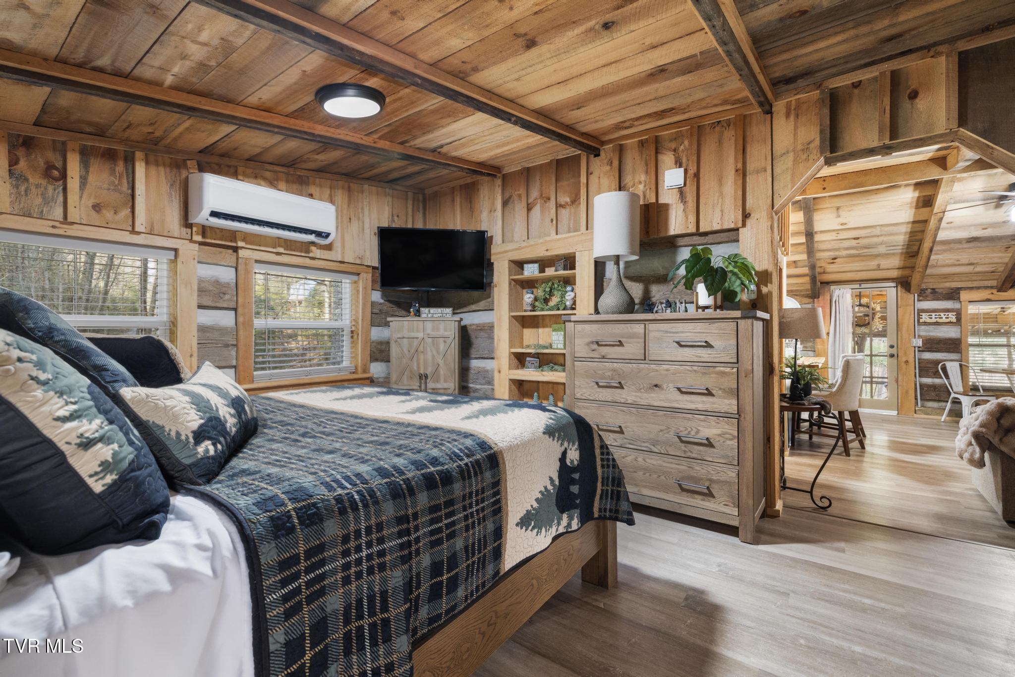 445 & 475 Log Cabin Road, Greeneville, Tennessee image 19