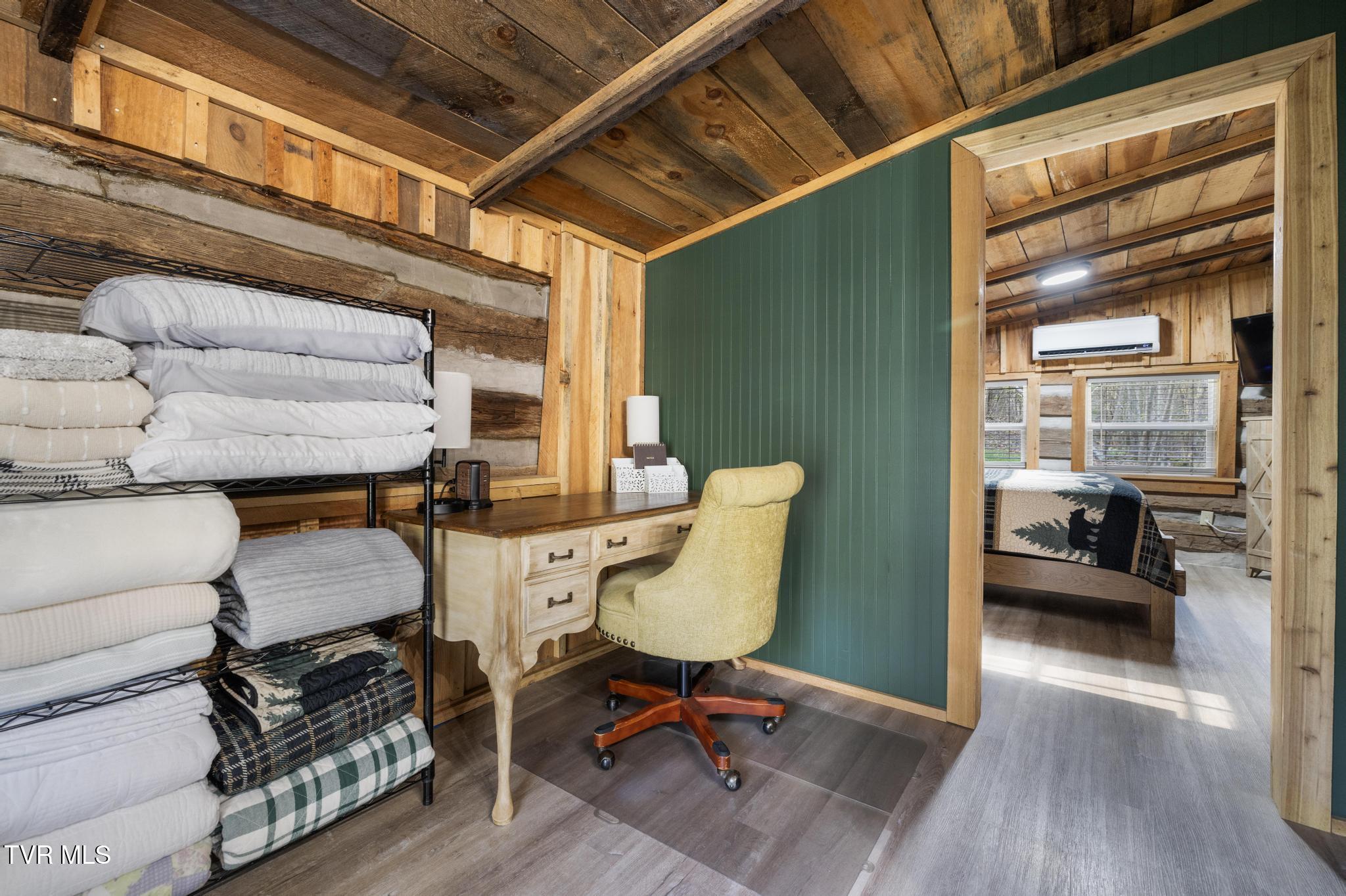 445 & 475 Log Cabin Road, Greeneville, Tennessee image 23