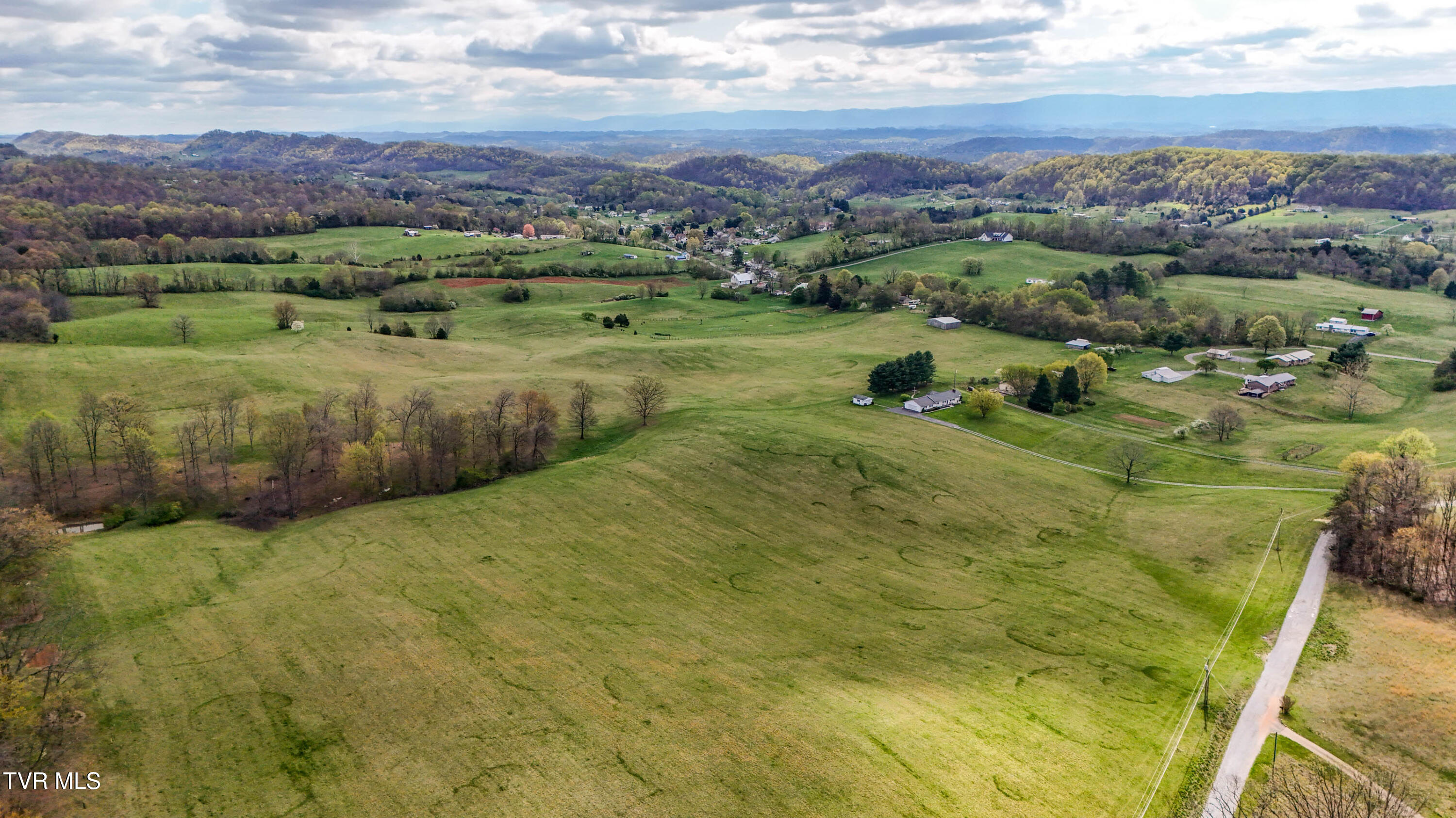 Tbd Young Dr, Bristol, Virginia image 5