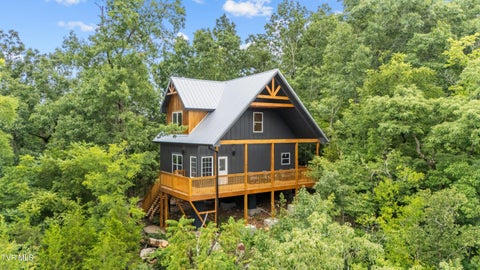 Homes For Sale - 425 Cliffwood Drive<br/> Newport, TN 37821