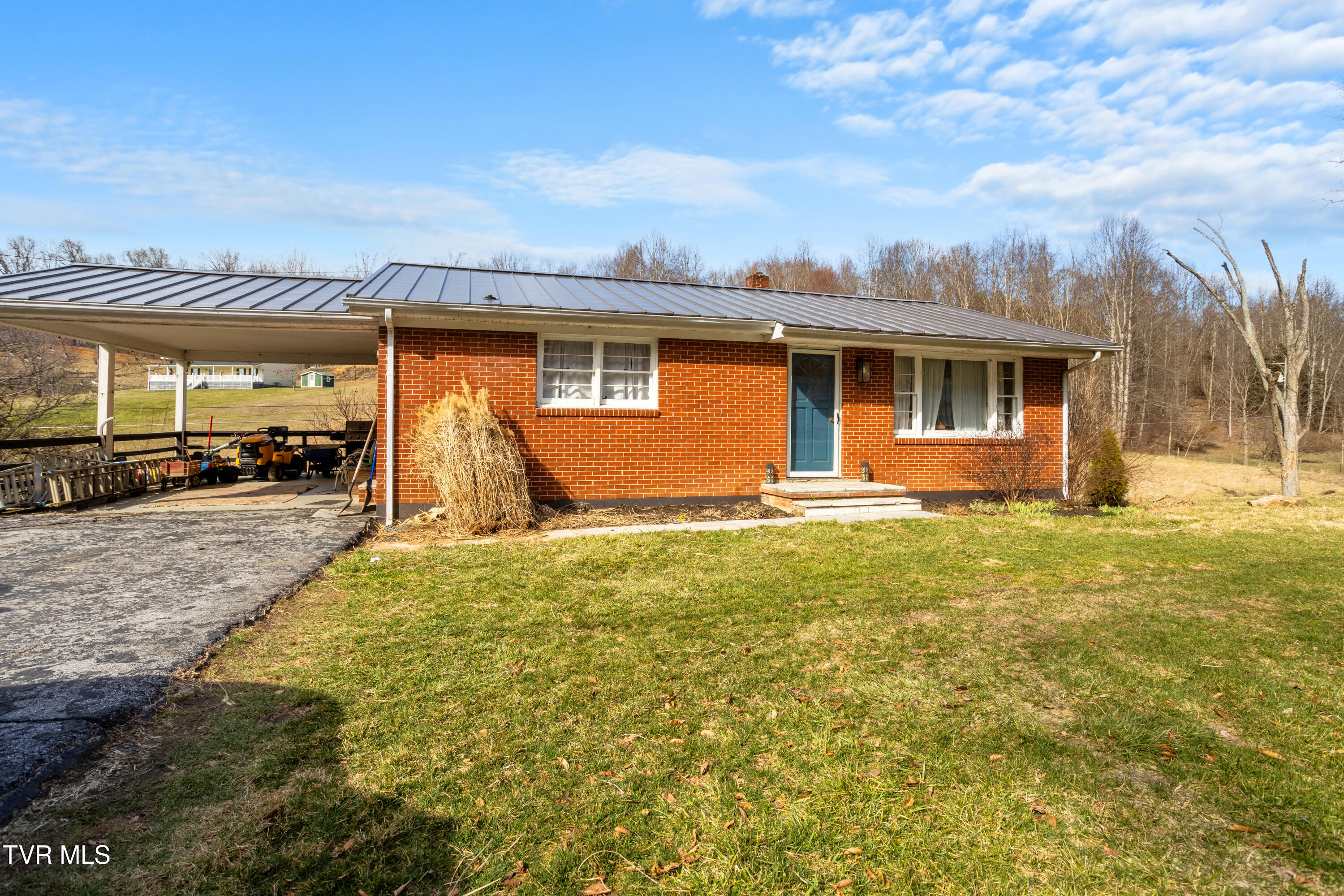 28585 Smyth Chapel Road, Meadowview, Virginia image 1