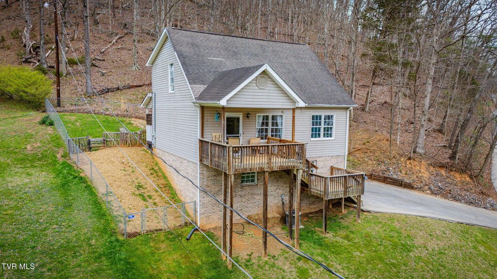 Photo of 1214 Independence Avenue, Mount Carmel, TN 37645 (MLS # 9993165)