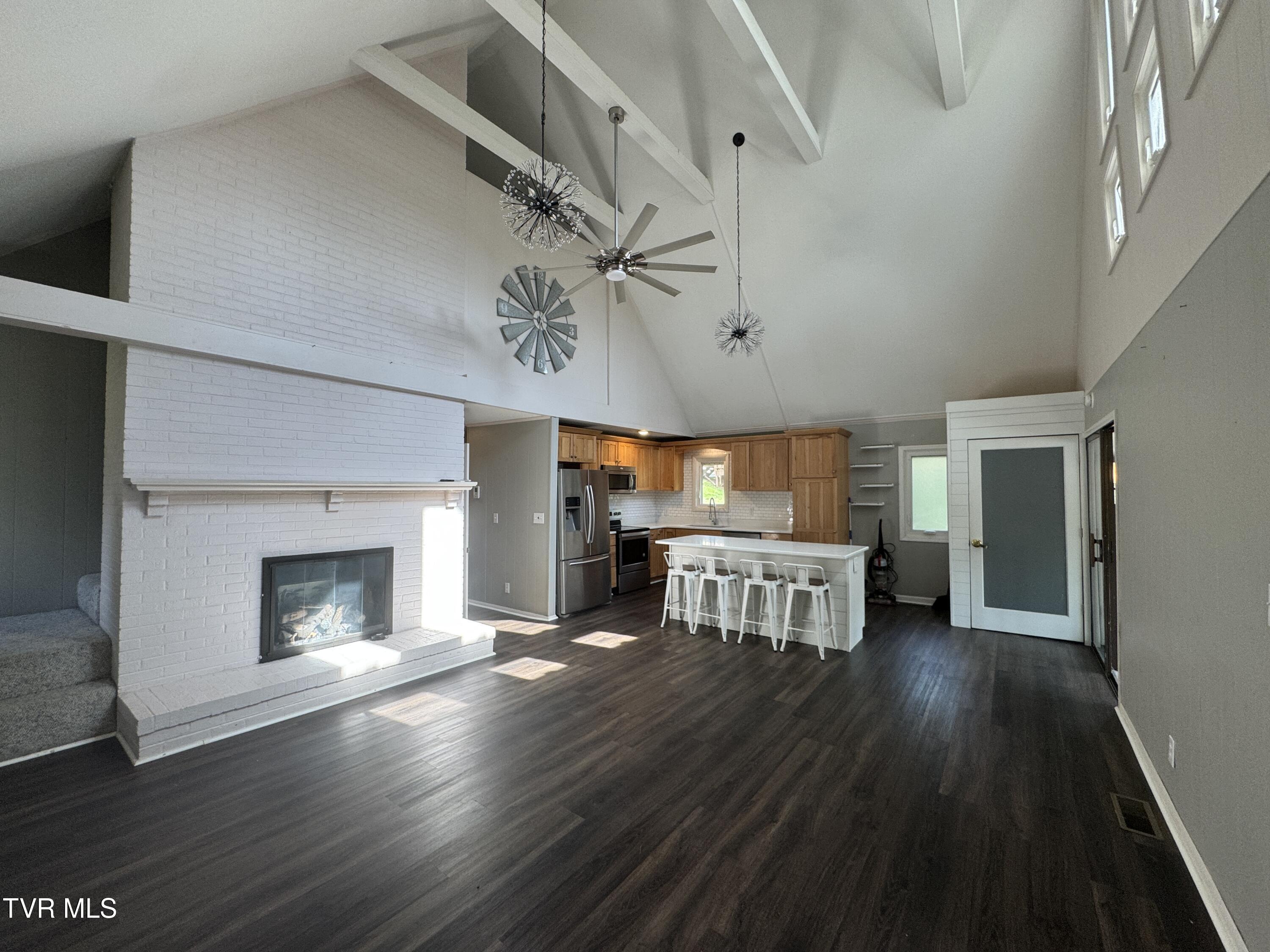 463 Lakeshore Road, Bluff City, Tennessee image 9