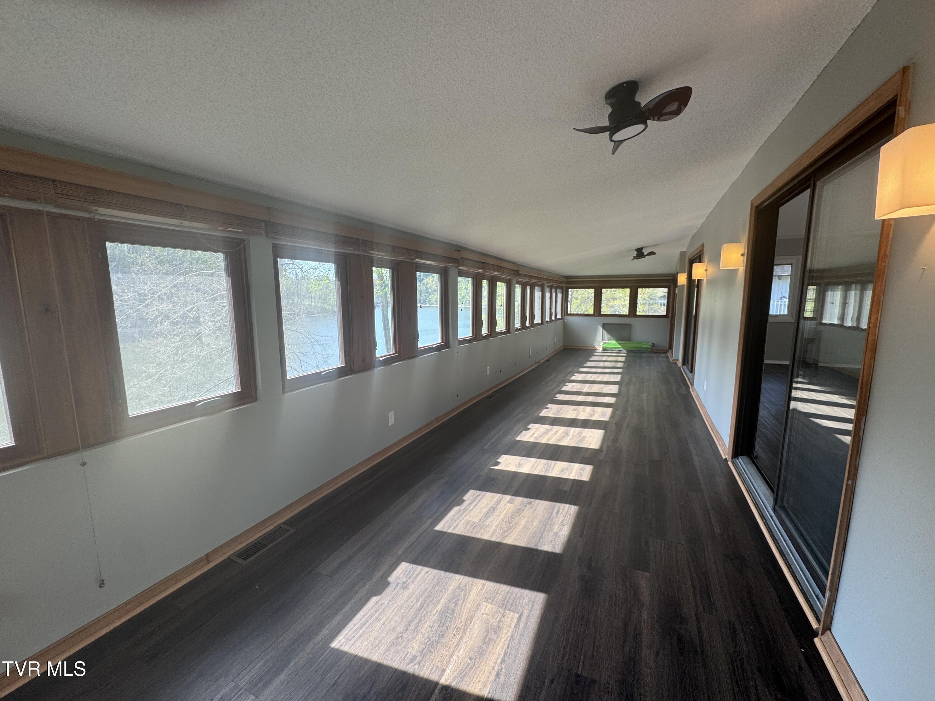 463 Lakeshore Road, Bluff City, Tennessee image 8