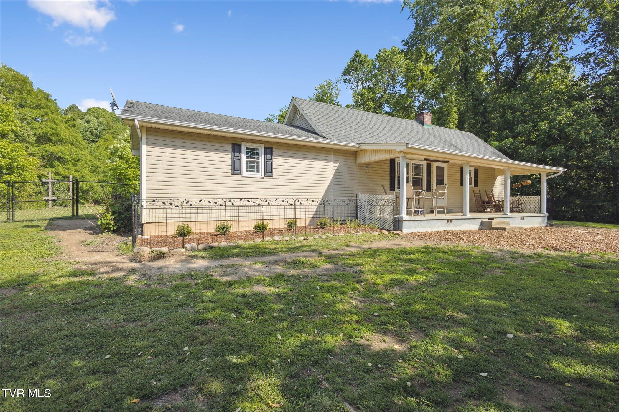 324 Hayes Road, Bluff City, Tennessee image 30
