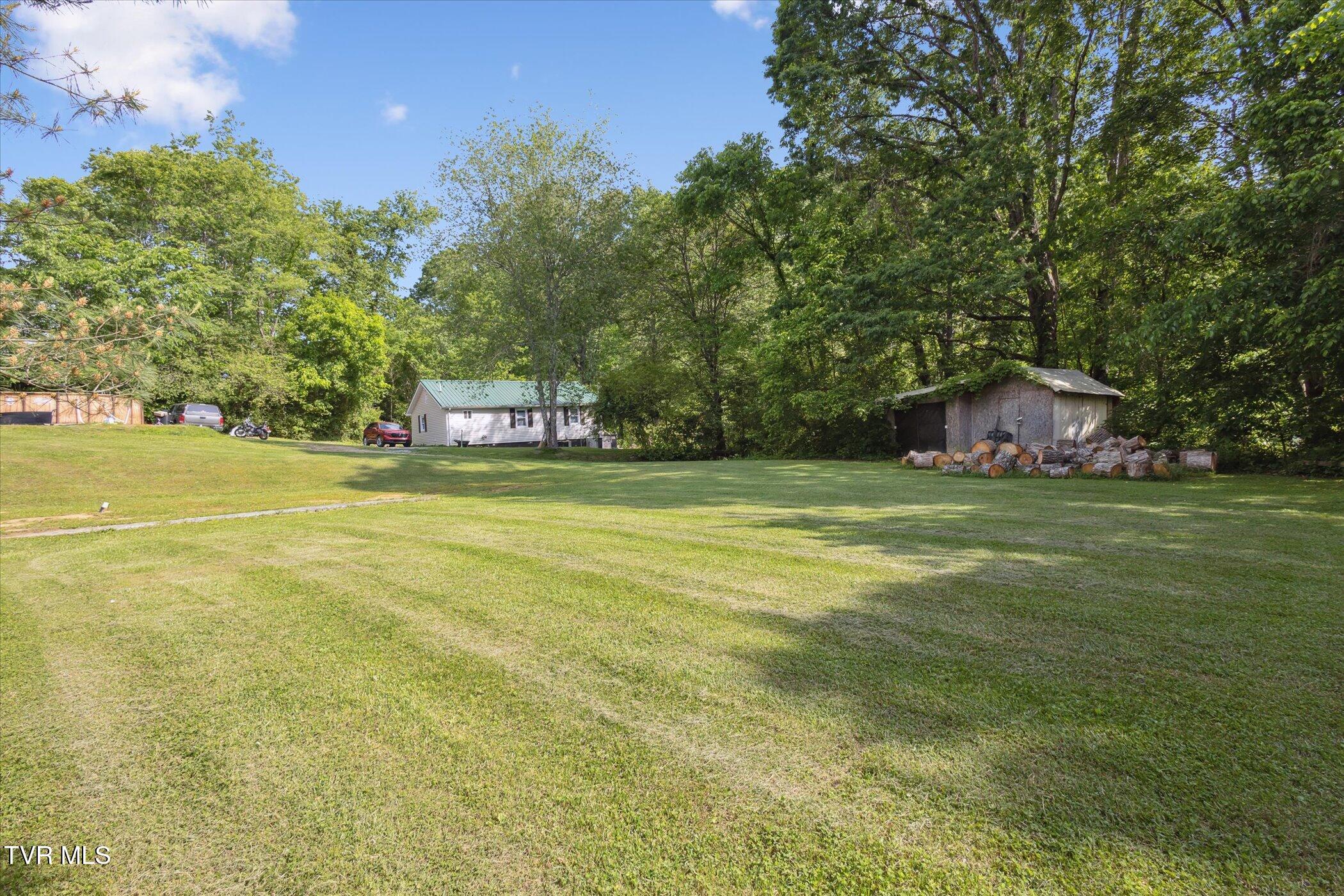 324 Hayes Road, Bluff City, Tennessee image 4