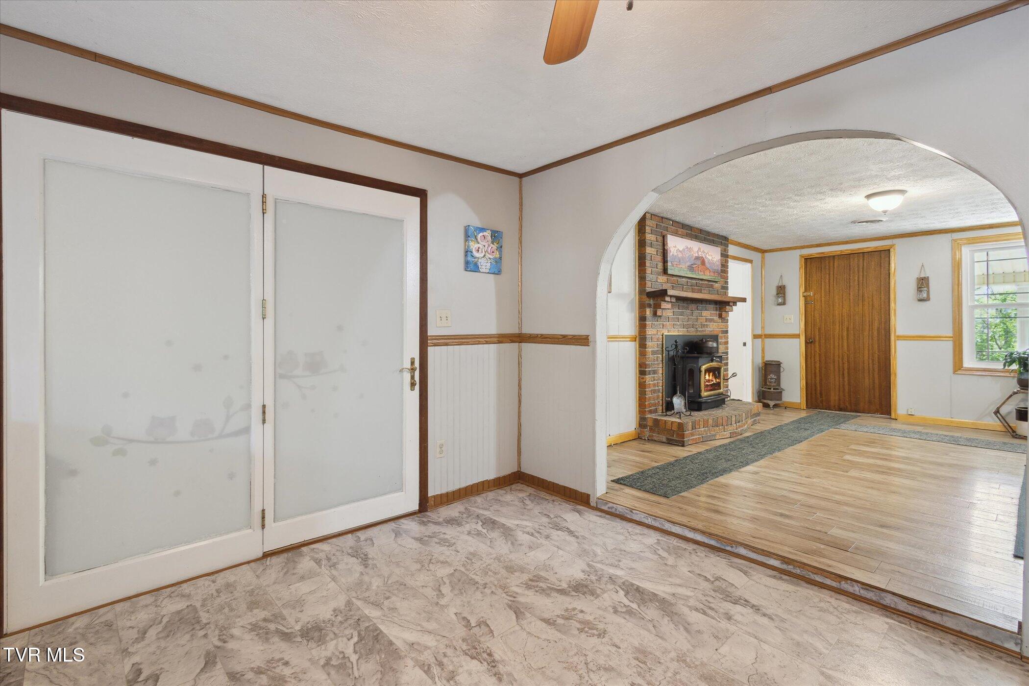 324 Hayes Road, Bluff City, Tennessee image 12