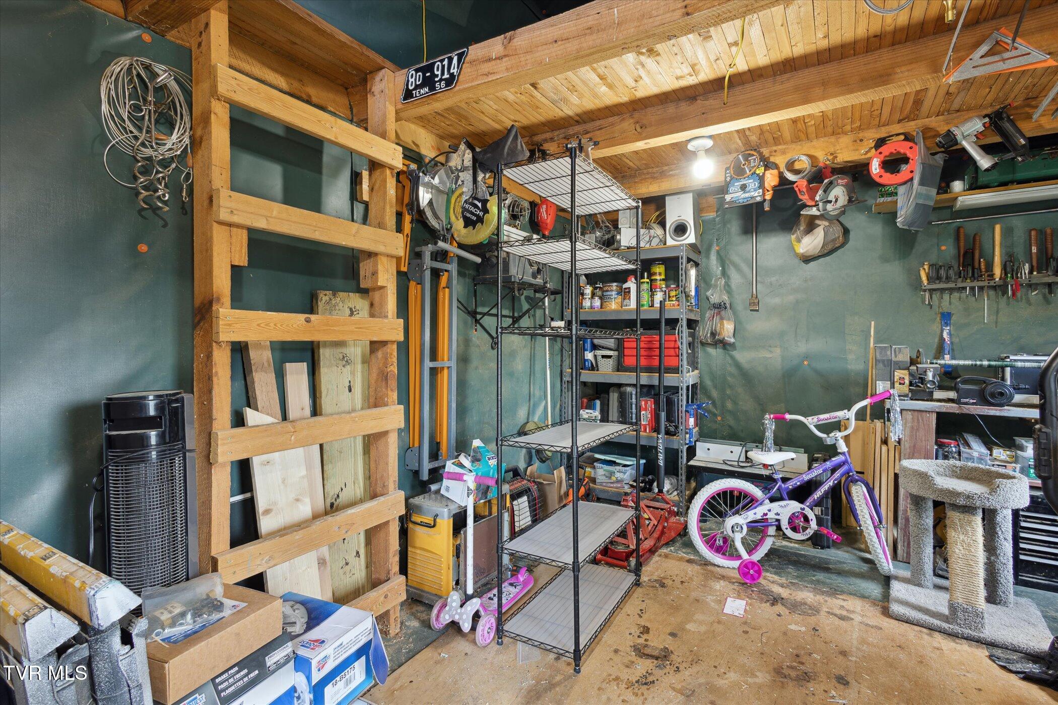 324 Hayes Road, Bluff City, Tennessee image 29