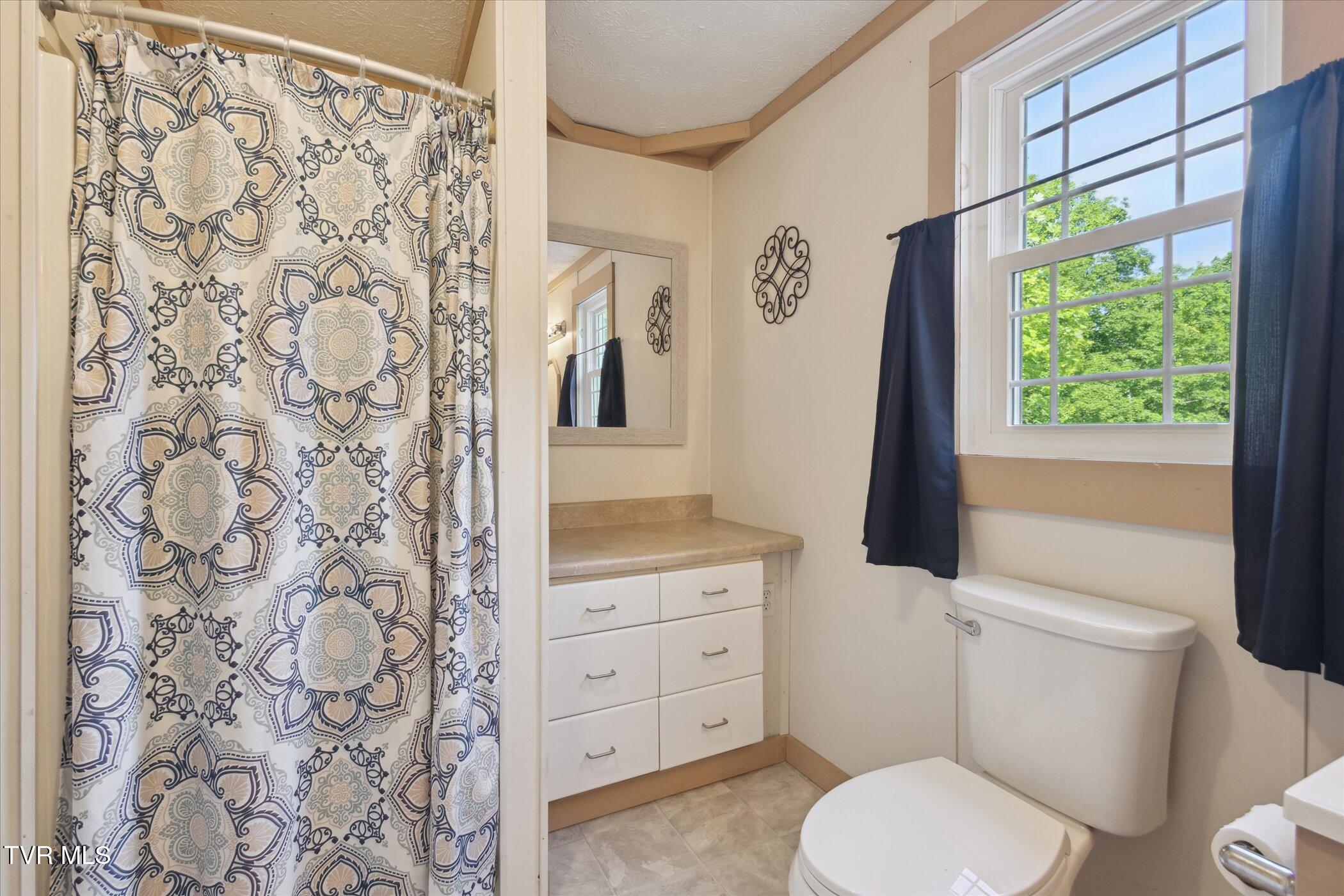 324 Hayes Road, Bluff City, Tennessee image 26