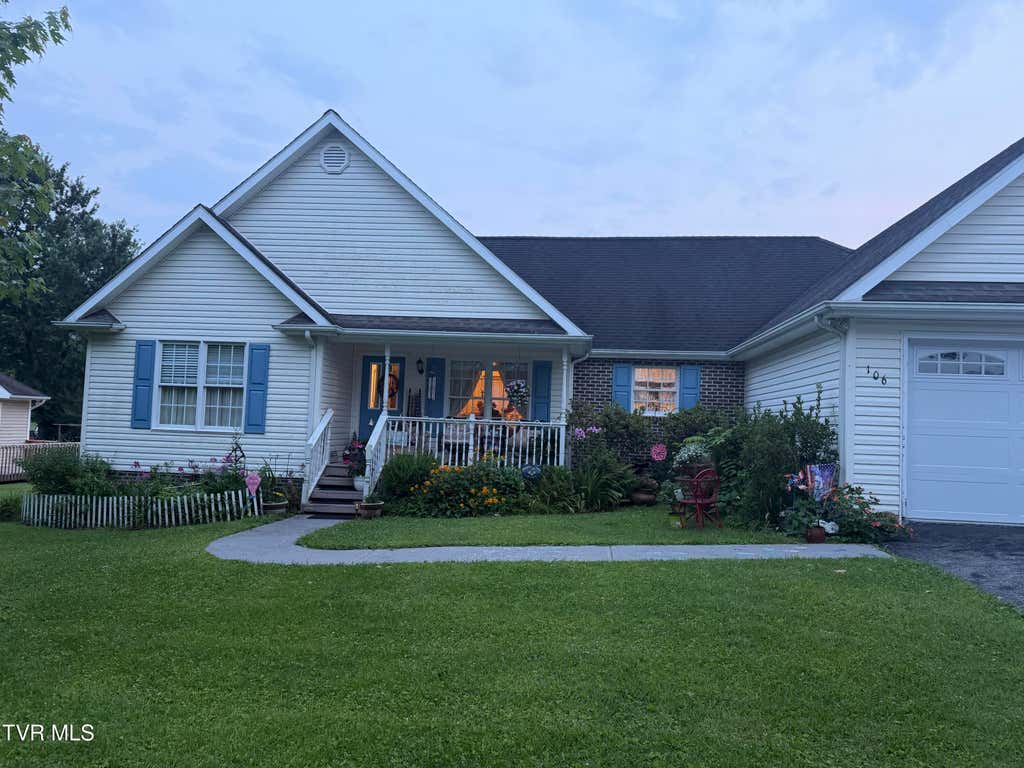 Photo of 106 Kelly Street, Wise, VA 24293 (MLS # 9999012)