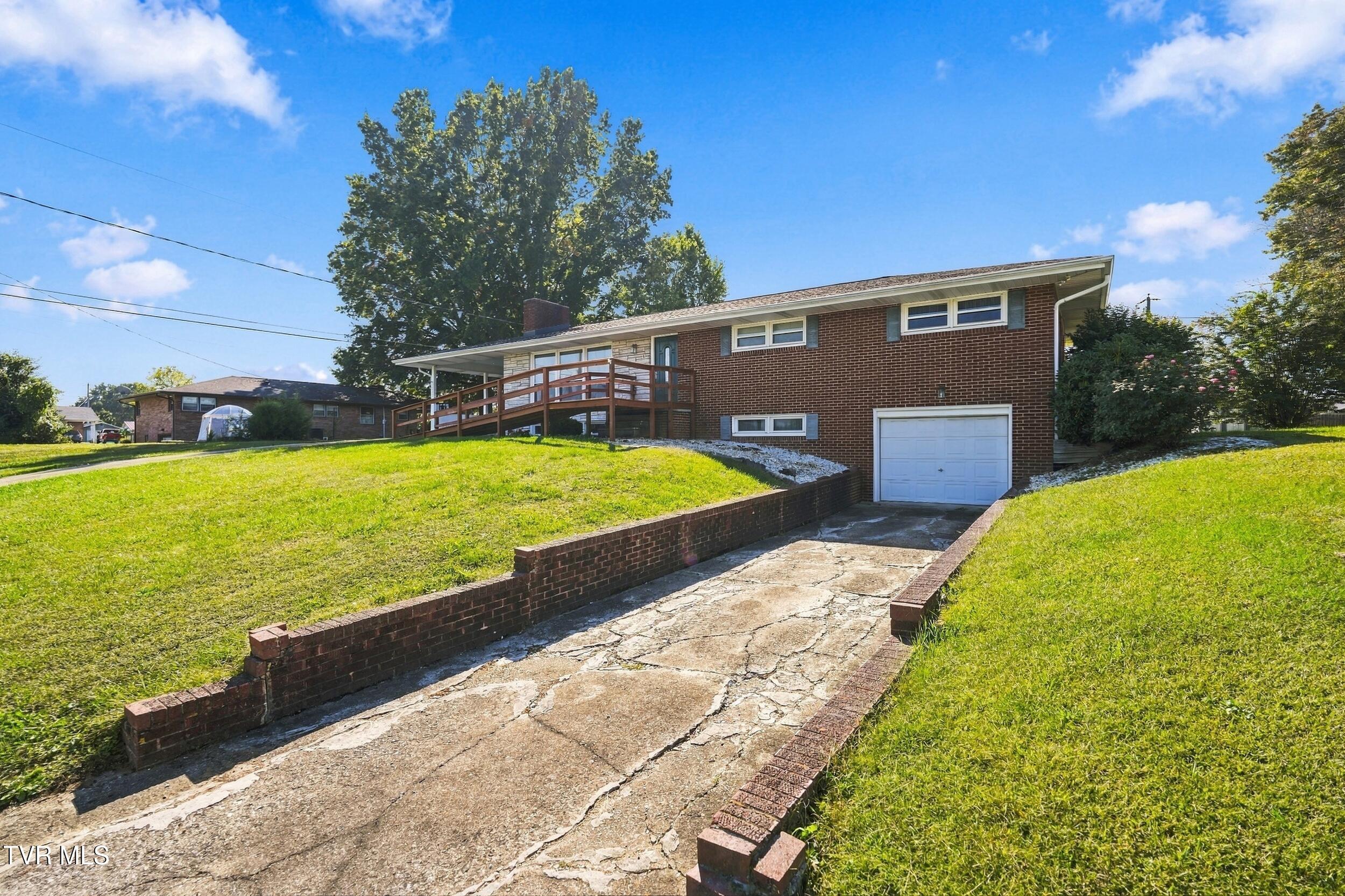 1023 Wood Eden Drive
