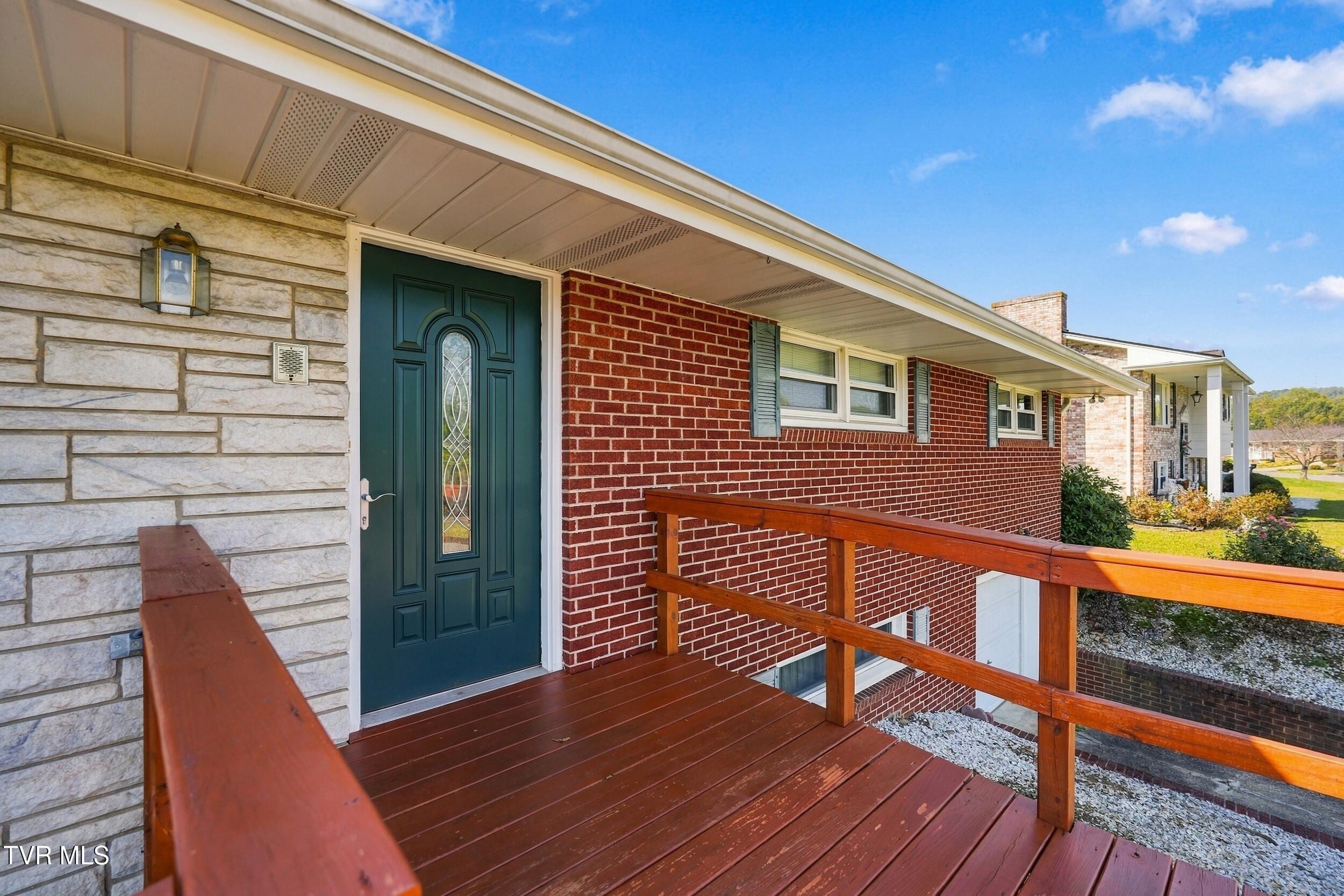 1023 Wood Eden Drive